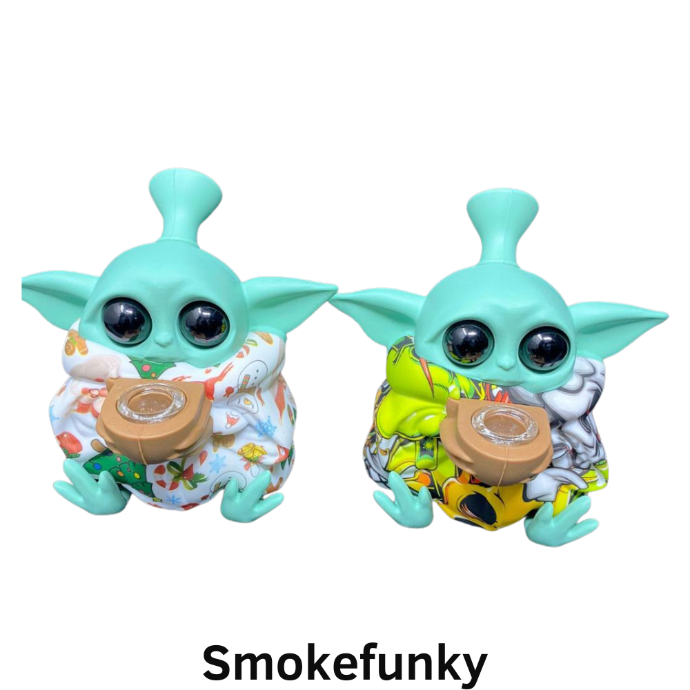 4.75" / 195 Gr SILICONE BABY YODA WATER PIPE - MIX COLOR